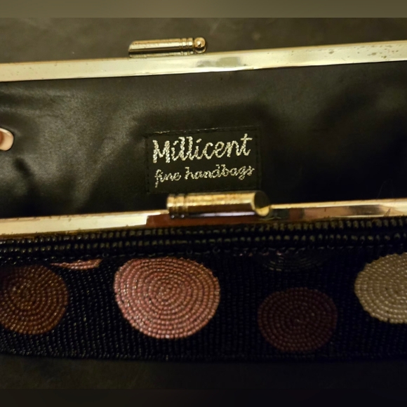 💋Millicent Fine Handbags Beaded Clutch in Black, Pink and Burgendy Red - Picture 3 of 4